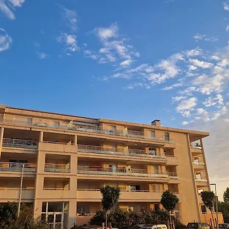 Port Calvi- T3 Sea View *