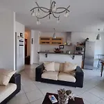 Port Calvi- T3 Sea View קאלבי